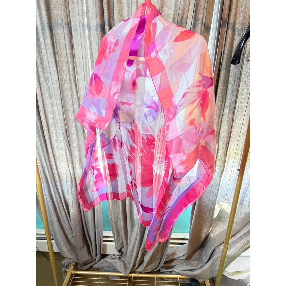 Pink Floral Square Scarf Satin Striped Sheer Oversized Flower Wrap‎ Shawl 40x40